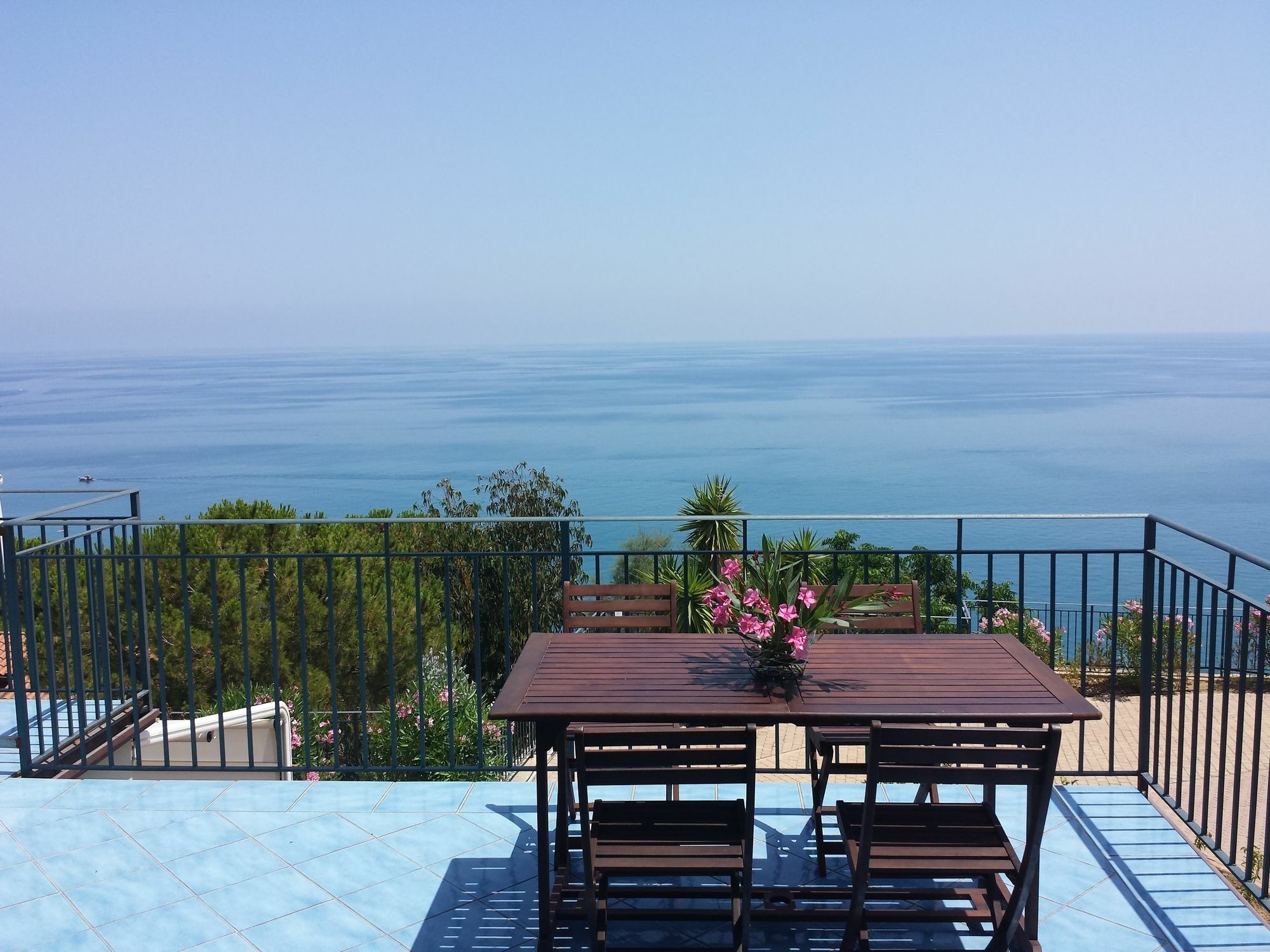 צ'פאלו Residence Magara מראה חיצוני תמונה