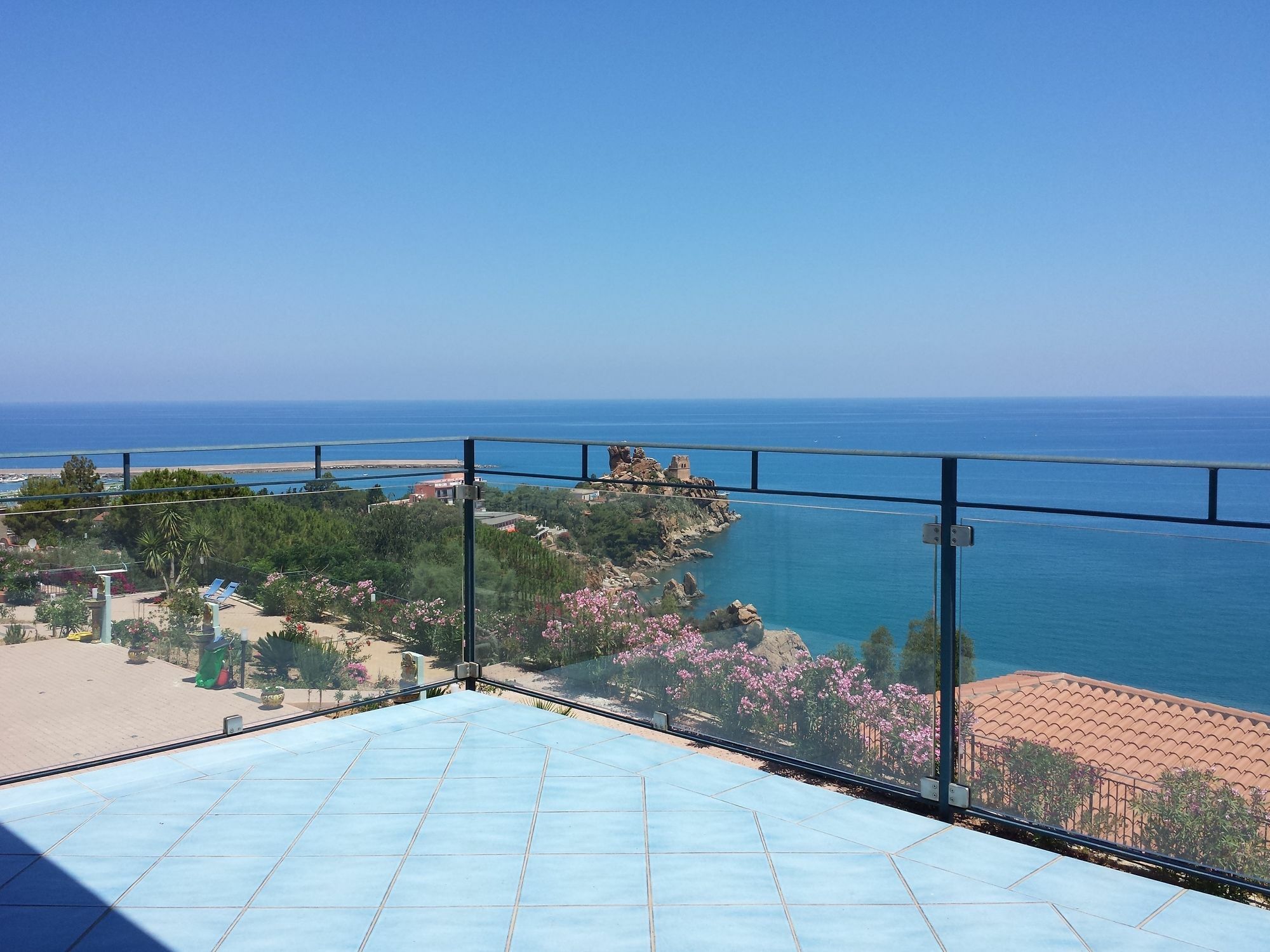 צ'פאלו Residence Magara מראה חיצוני תמונה